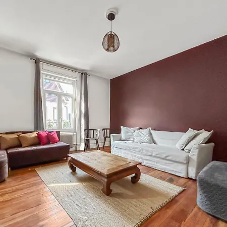 Lumineux & Elegant Centre Apartamento