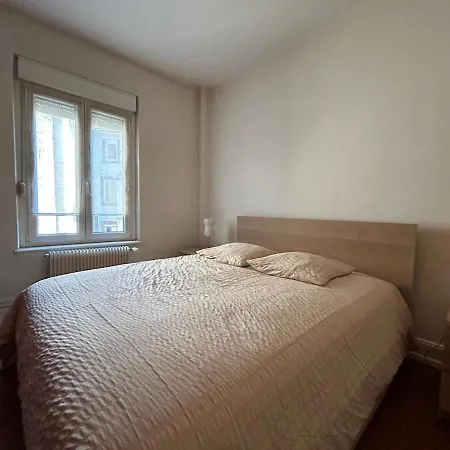 Lumineux & Elegant Centre Apartamento
